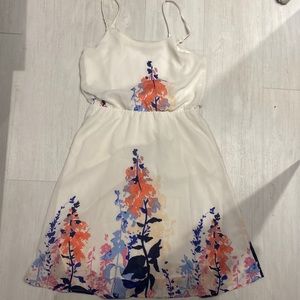 White dress with flowers from Vero Moda size xs